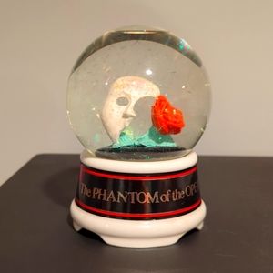 Phantom of the Opera music snow globe